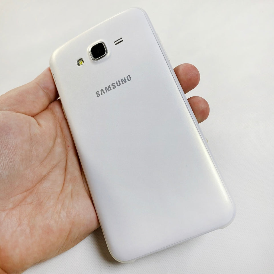 Samsung Galaxy J7 SM-J700 1.5GB RAM 16GB ROM 5.5" Octa Core 13.0MP 4G LTE Smartphone